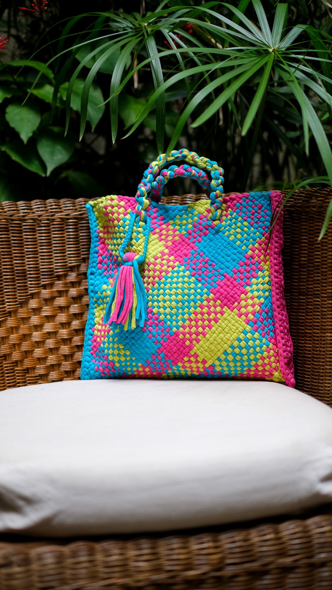 Tiffin Tote | Neon Check