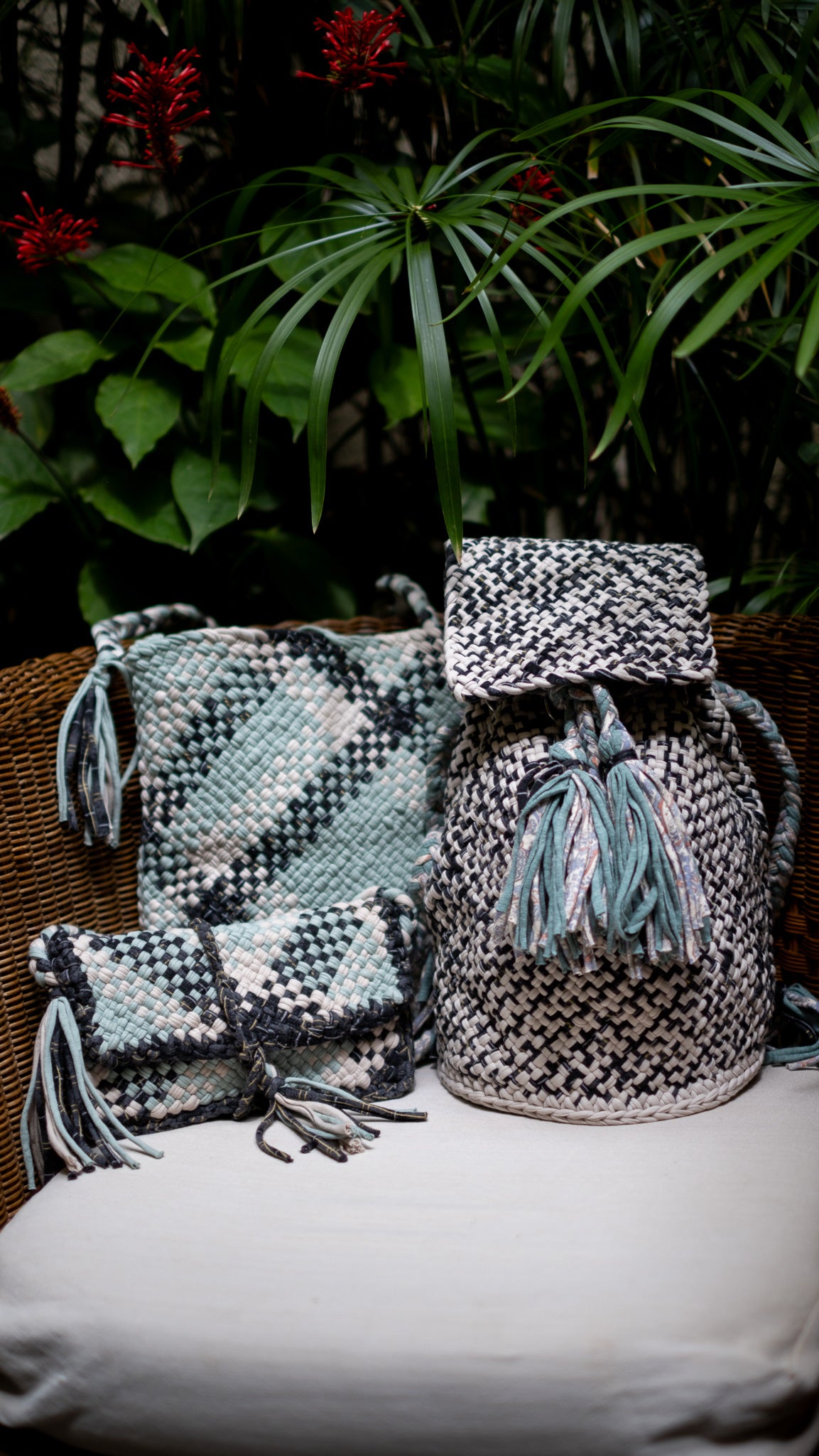 Shoulder Tote | Charcoal & Mint